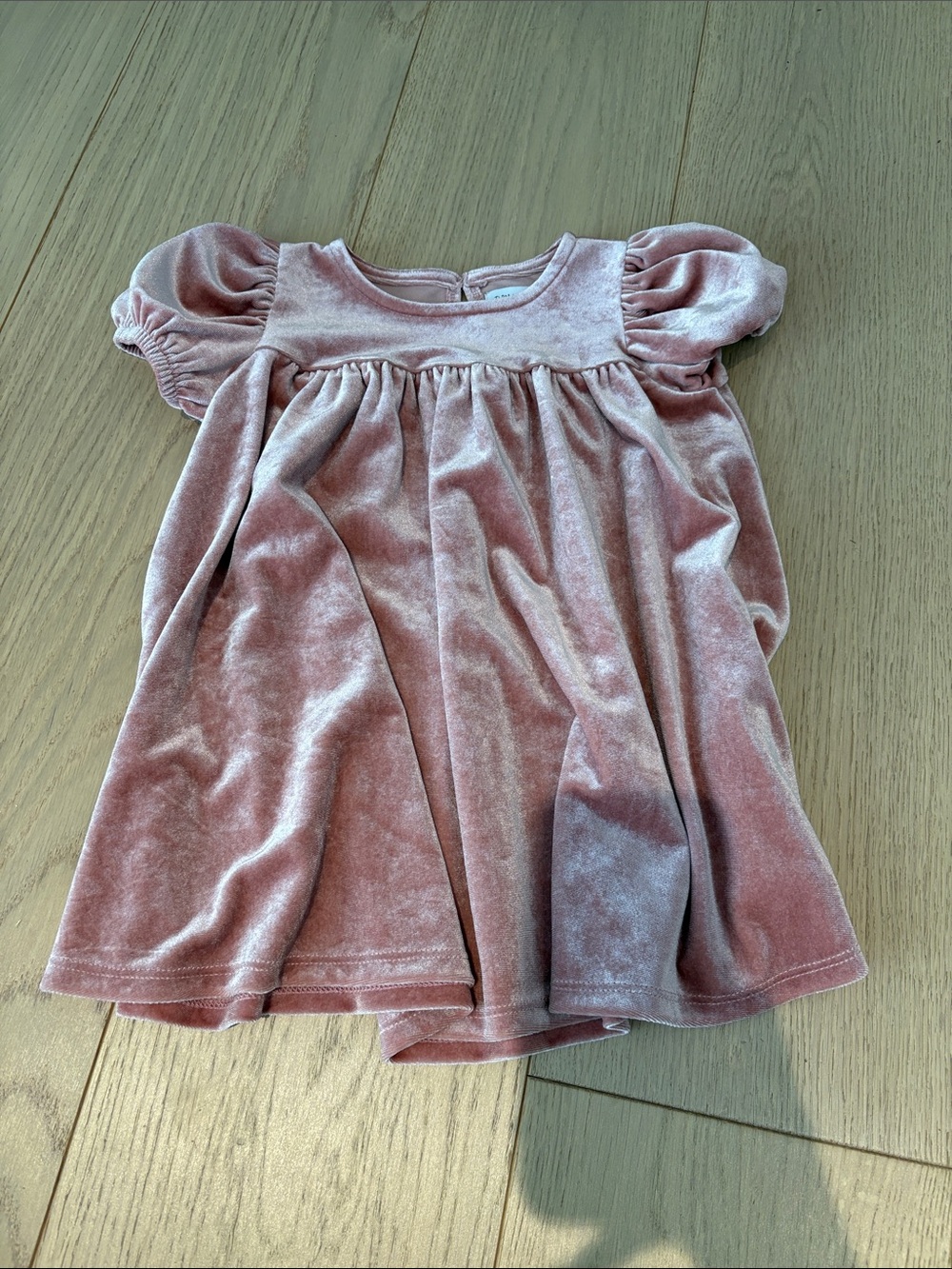 Velvet Puff-Sleeve Girls Dress in Dusty Pink